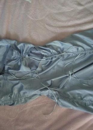 Эфектное плать с затяжками