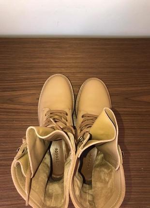 Новые кожаные ботинки uterque p -405 фото