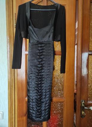 Сукня чорна атласна,розмір м-л4 фото