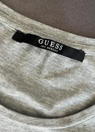 Базовая серая футболка от guess3 фото