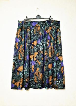 Спідниця квіткова з бічними розрізами жіноча міді літо/демі на резинці чорна бузкова зелена трикотажна великий розмір