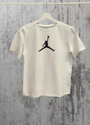 Футболка с коротким рукавом белая nike air jordan