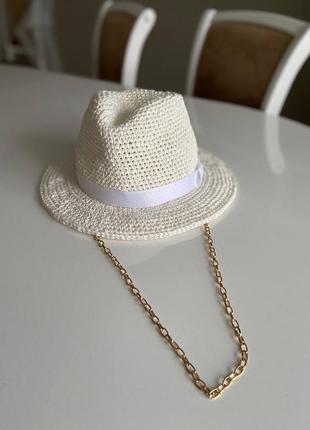 Жіночий капелюх федора