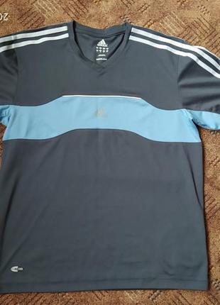 Фірмова спортивна футболка adidas