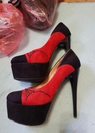 Туфли  красно чёрные silver rose