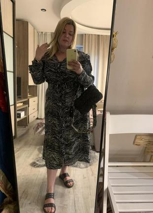 Платье зебра h&m