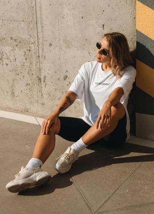 Оверсайз футболка біла з написом білі патріотичні футболки белая футболка с надписью6 фото