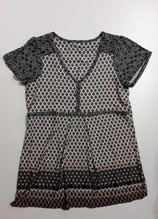 Фірмова футболка туніка