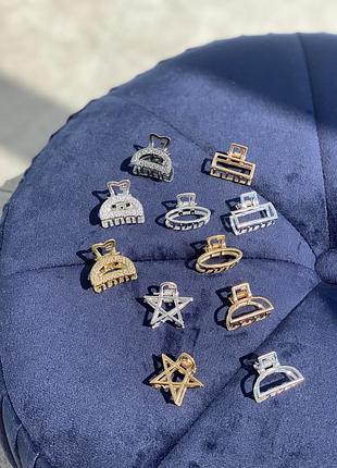 Металевий крабик