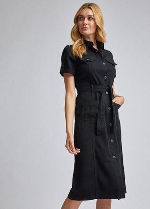 Чорне плаття-сорочка до колін з коротким рукавом на гудзиках1 фото