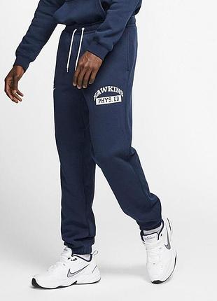 Спортивные брюки, штаны men's nike x stranger things hawkins high sweatpants