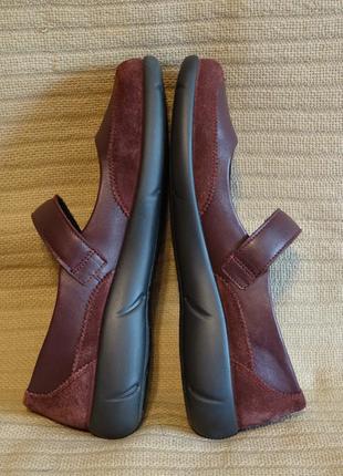 Хорошенькие бордовые комбинированные кожаные туфельки мокасинного стиля hotter англия. 7 1/2 р.7 фото