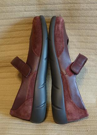 Хорошенькие бордовые комбинированные кожаные туфельки мокасинного стиля hotter англия. 7 1/2 р.8 фото