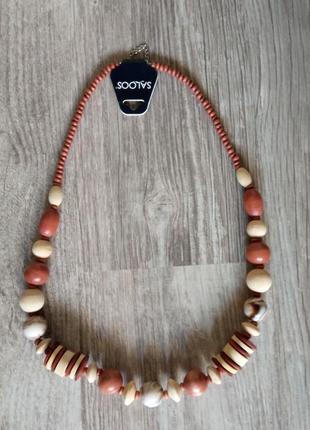 Красивые бусы колье из дерева