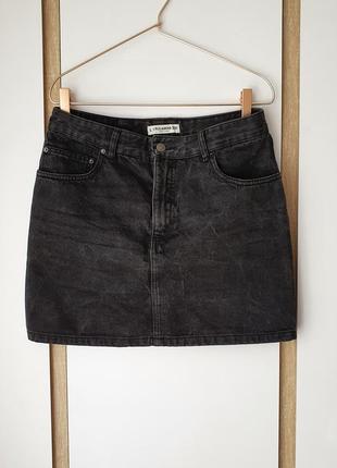 Коротка спідниця з темного джинсу1 фото