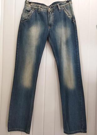 Класичні джинси дорогого бренду.maxrea