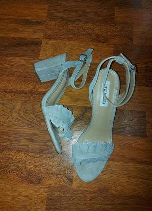 Босоніжки steve madden us9-25.5 cm