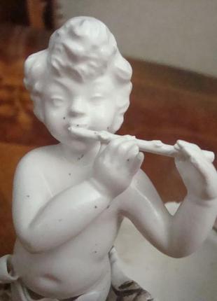Антикварная статуэтка путти вазочка фарфор италия4 фото
