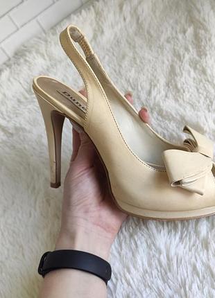 Шкіряні босоніжки, босоніжки з бантом