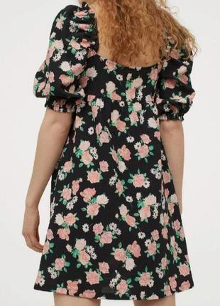 Легка літня сукня з квітковим принтом5 фото