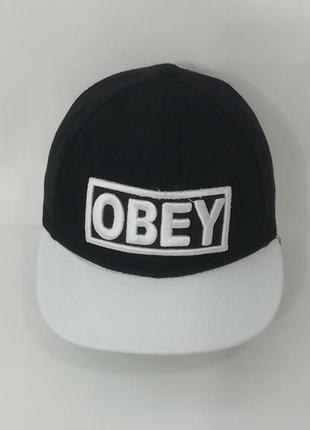 Obey бейсболка