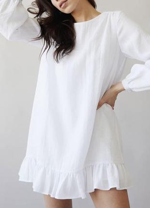 Біла сукня з льону в стилі кантрі