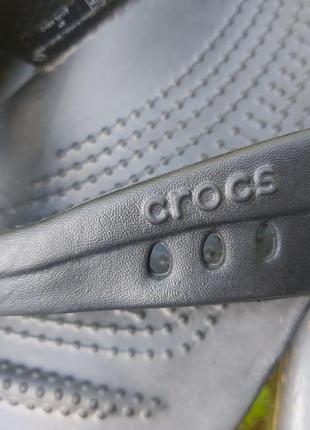 Женские вьетнамки шлепанцы crocs черные kadee flip-flop 14177 espresso3 фото