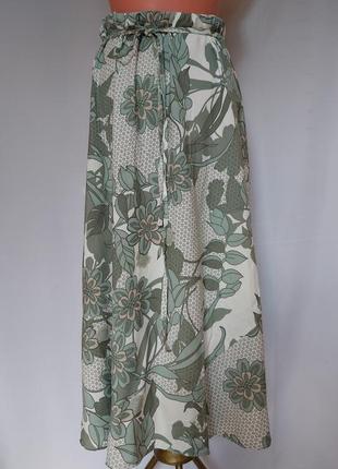 Вискозная юбка а- силуэта в цветочный хаки принт m&s (размер 12-14)1 фото