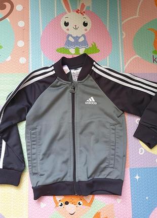 Курточка adidas