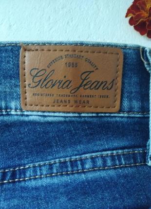 Джинсы с вышивкой gloria jeans размер 428 фото