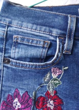 Джинсы с вышивкой gloria jeans размер 423 фото