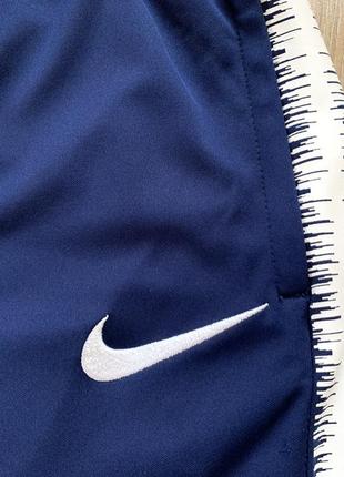 Мужские спортивные штаны nike tottenham hotspur6 фото