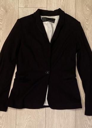 Базовий піджак zara