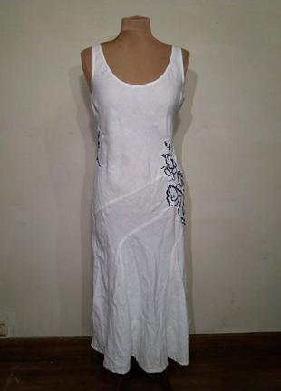 Сукня біле – льон, з чорною вишивкою.1 фото