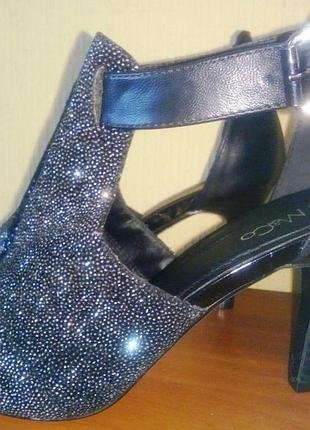 Туфли с блеском