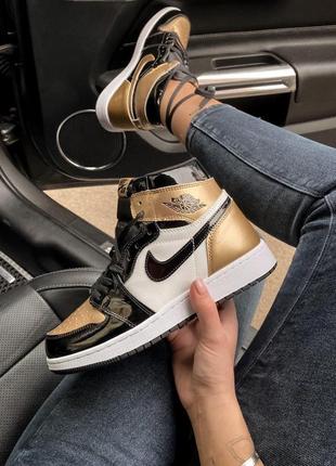 Nike air jordan 1 retro high patent gold toe женские кроссовки найк аир джордан