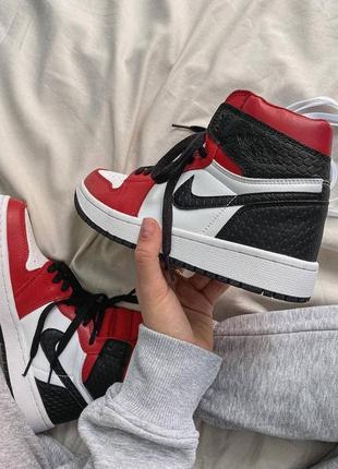 Nike air jordan 1 retro high black red white 1 жіночі кросівки найк аїр джордан10 фото