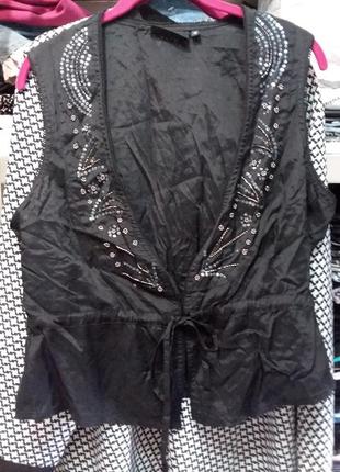 Віскозна легенька жилетка/блуза з декором 16-18 розміру