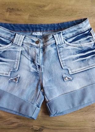 Джинсовые шортики