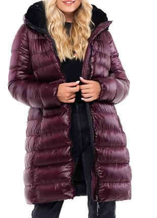 Пуховик,отличное качество и стиль, последние размеры.