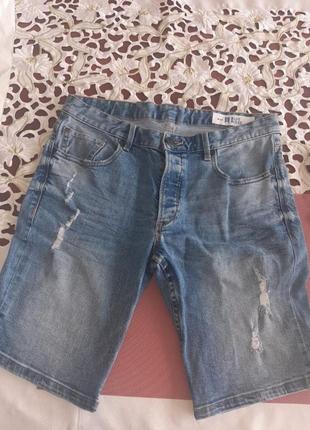 Чоловічі шорти з стрейчевого котону світло-синього кольору, красиво высветленного