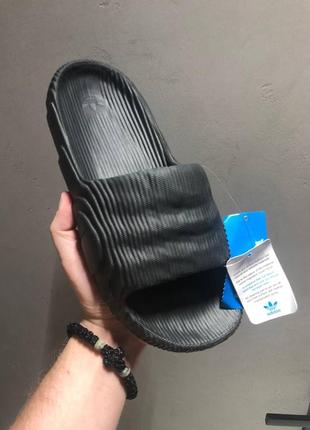 Тапки тапочки yeezy adilette slide black шлепки2 фото