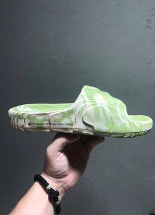 Тапки тапочки yeezy adilette slide magix lime шльопанці