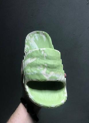 Тапки тапочки yeezy adilette slide magix lime шлепки5 фото