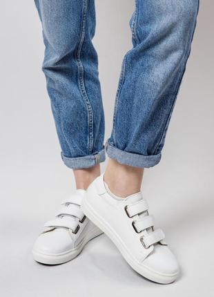 Стильні білі шкіряні кеди, кросівки на шнурівці6 фото