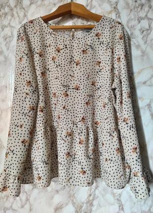 Шикарнейшая рубашка, очень красиво смотрится, крутой модный цветочний принт + горох