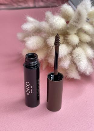 Кольорова туш для брів kiko milano eyebrow fibers2 фото