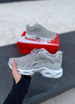 Кросівки жіночі nike air max tn plus silver white/кроссовки женские найк аир макс плюс тн