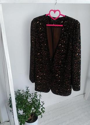 Піджак в тигровий принт