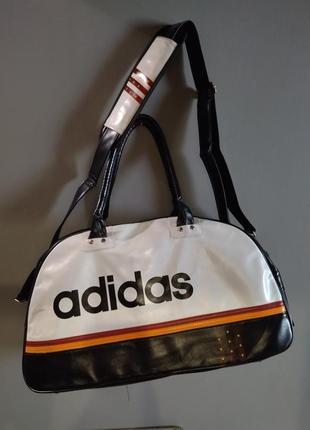 Вінтажна спортивна сумка adidas